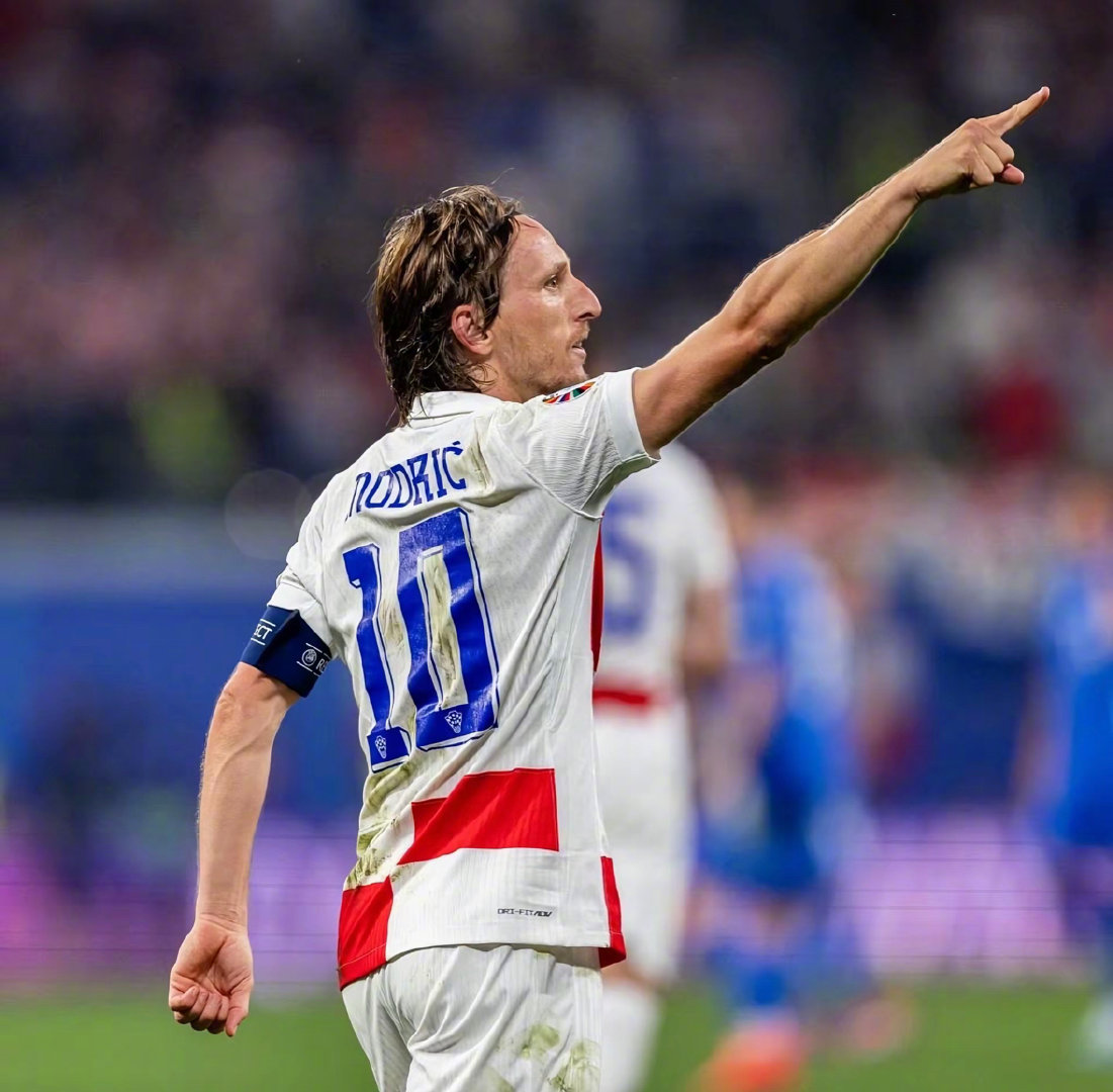 开拓者伤病报告：克林根升级为出战成疑，霍勒迪等5人缺阵