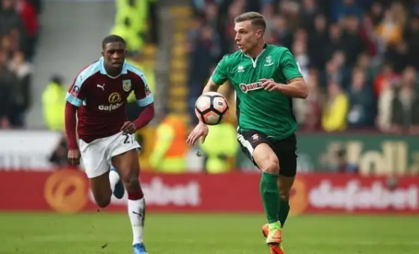 历史上仅3名后卫进入总得分榜前十：科比&乔丹&哈登