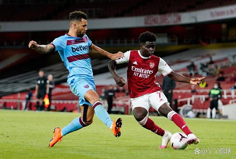 端水？克罗斯评历史最佳11人：C罗、梅西、大罗、小罗均在列